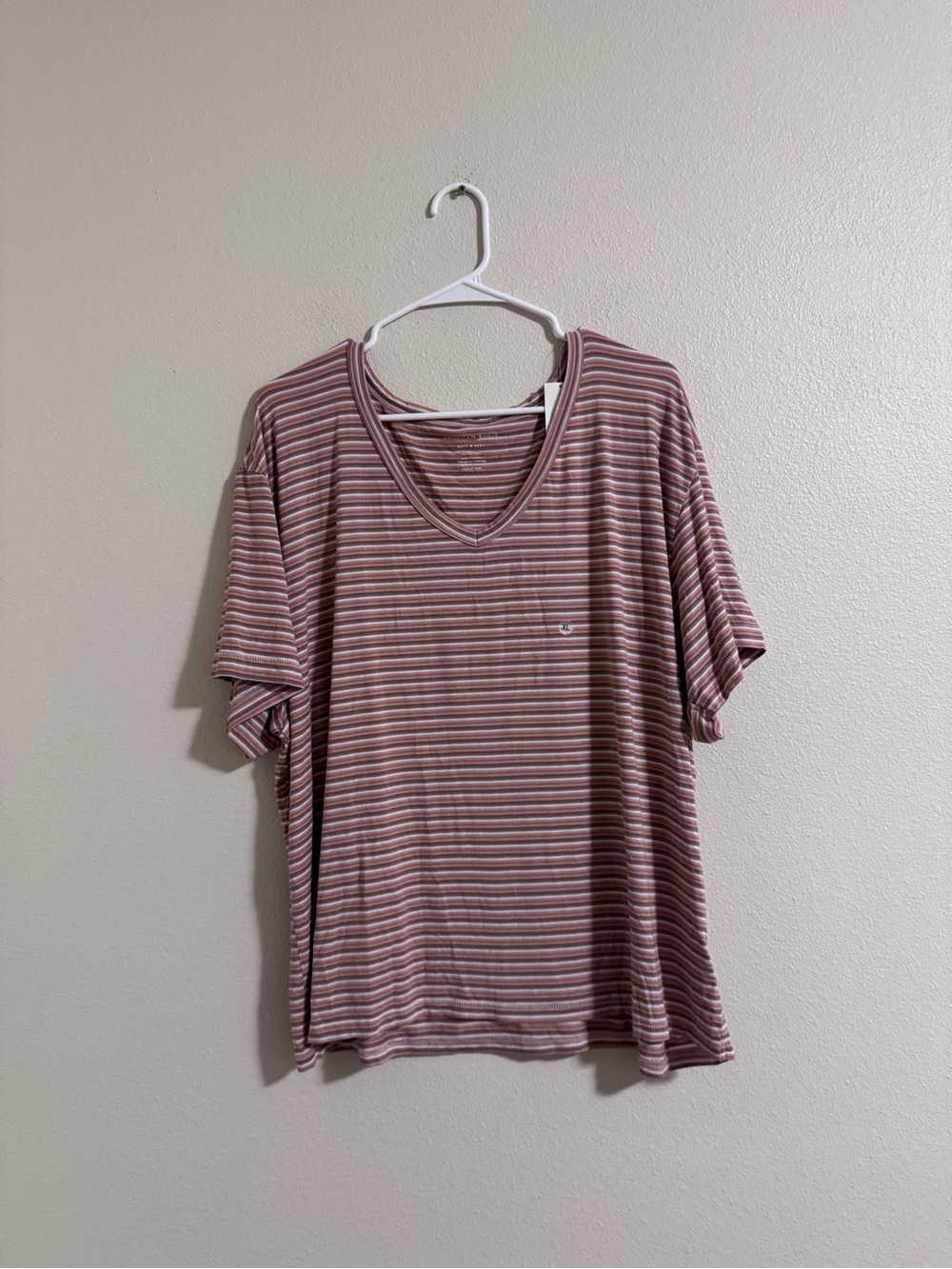 NWT American Eagle Outfitters Pink and White Striped V-Neck Tee